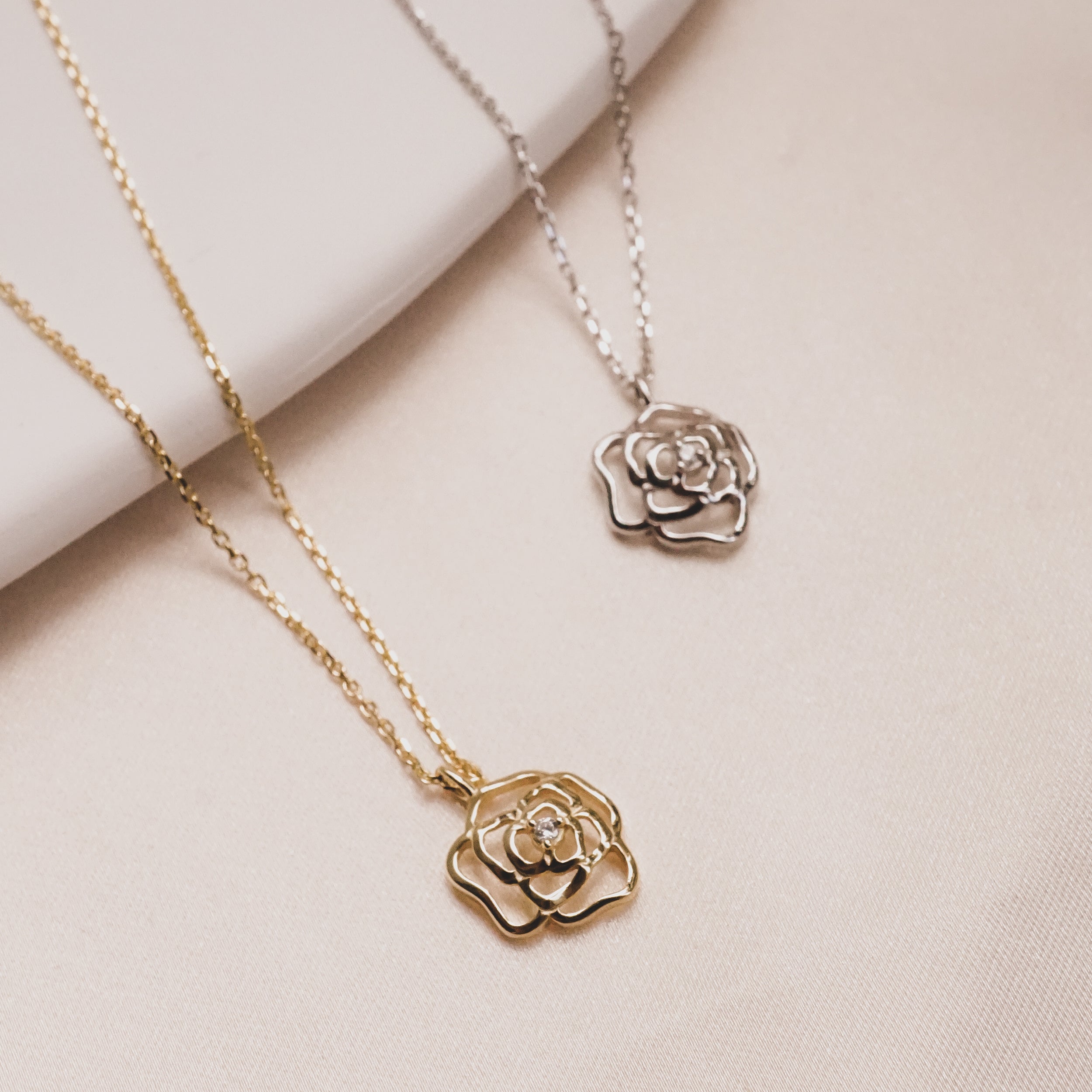 Blooming Rose Necklace