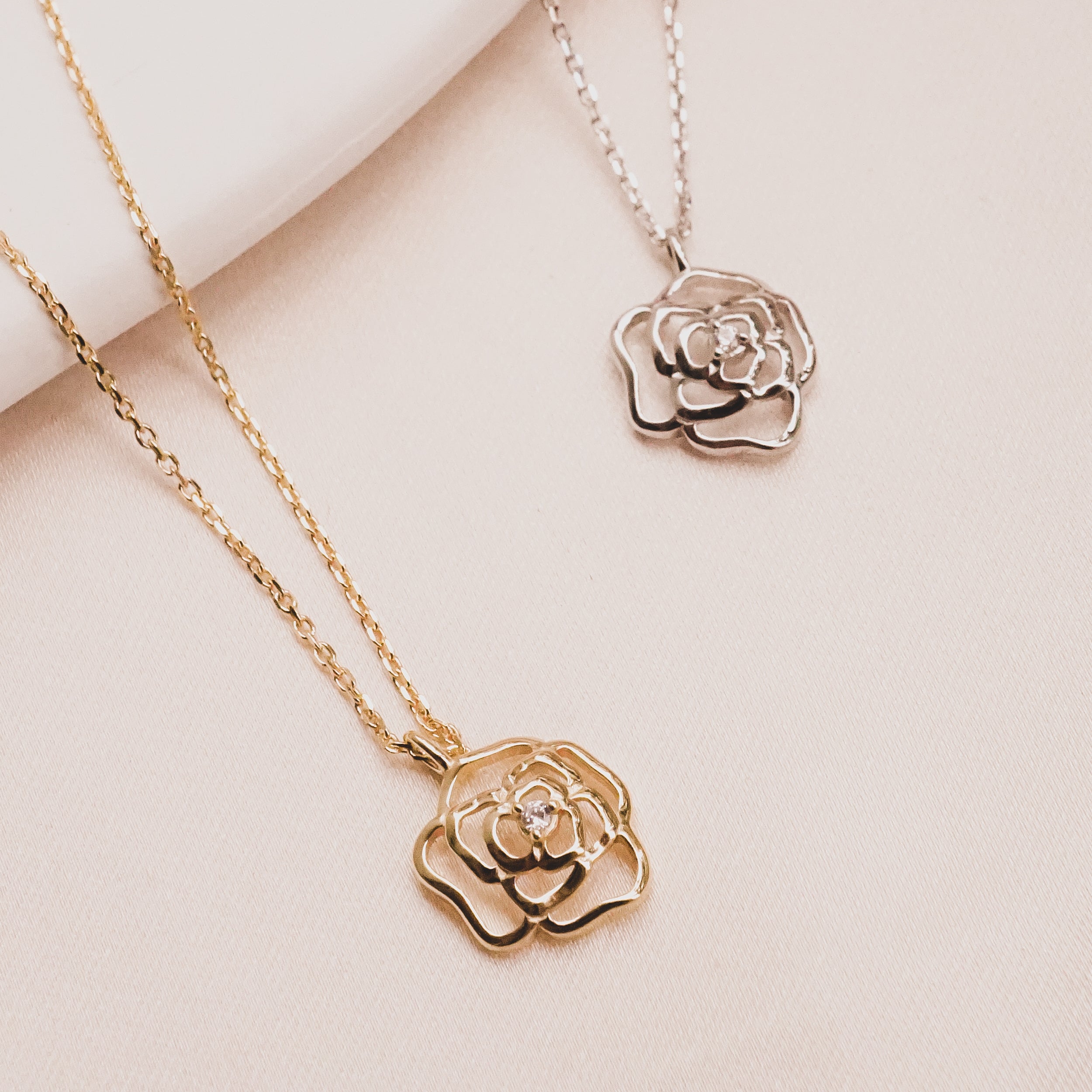 Blooming Rose Necklace