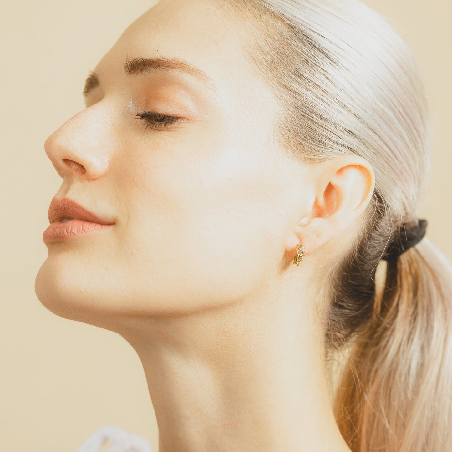 Dainty Chain Huggie Earrings