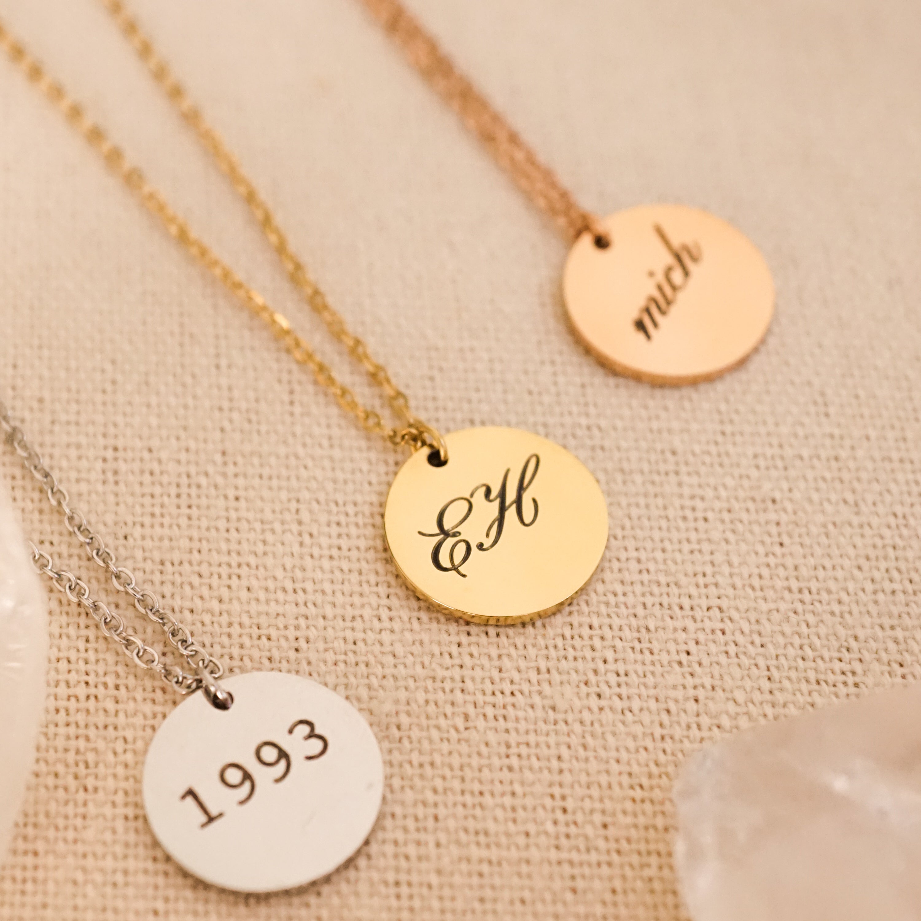 Elle Necklace - Personalized Engraved Disk