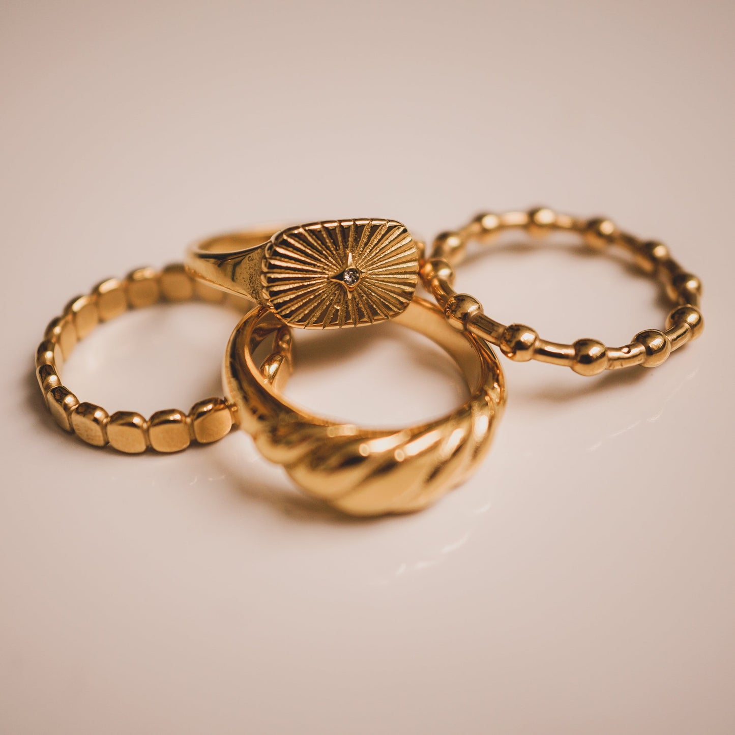 Linked Dot Ring