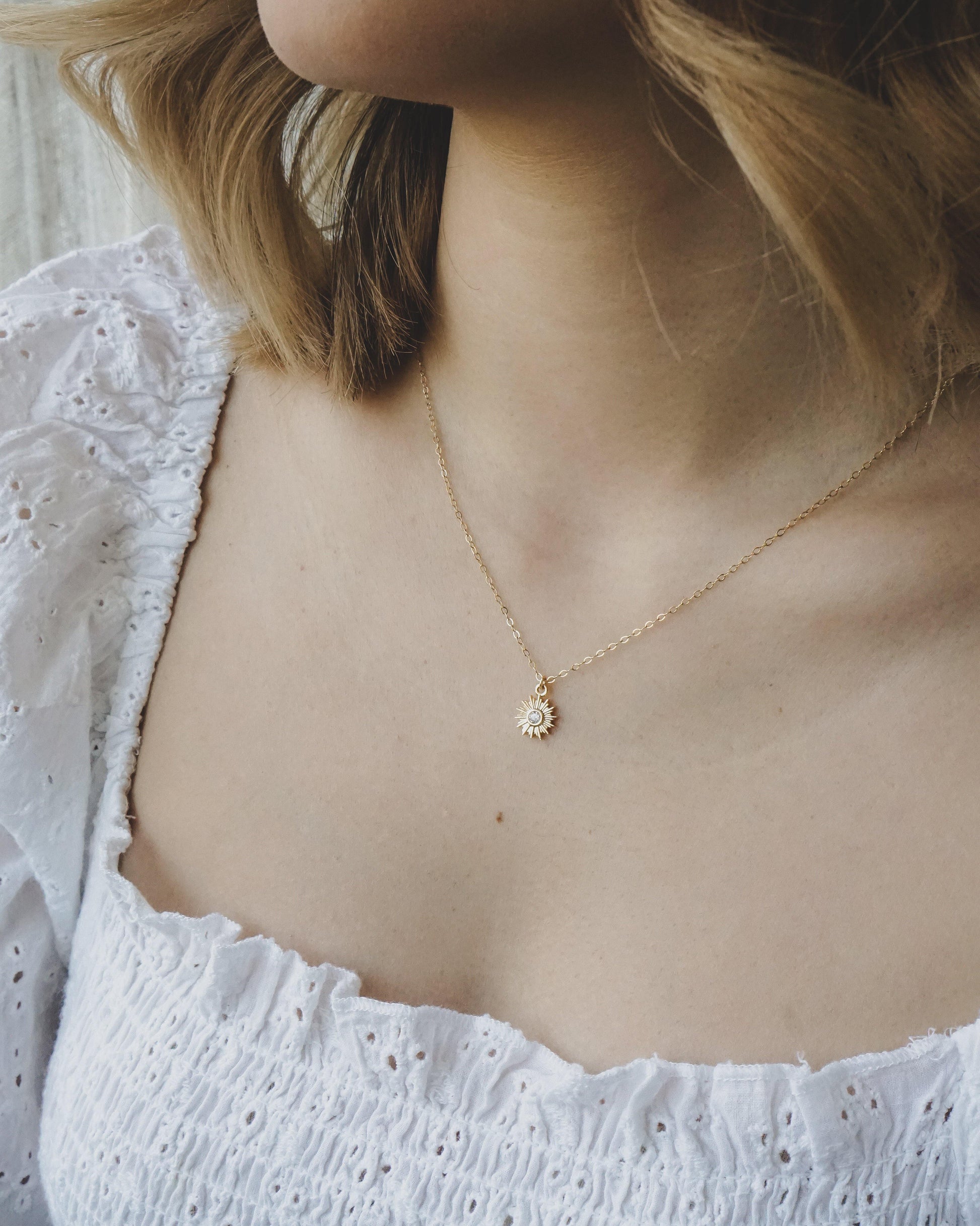 Sparkling Sun Necklace - Gold - Studdedheartz