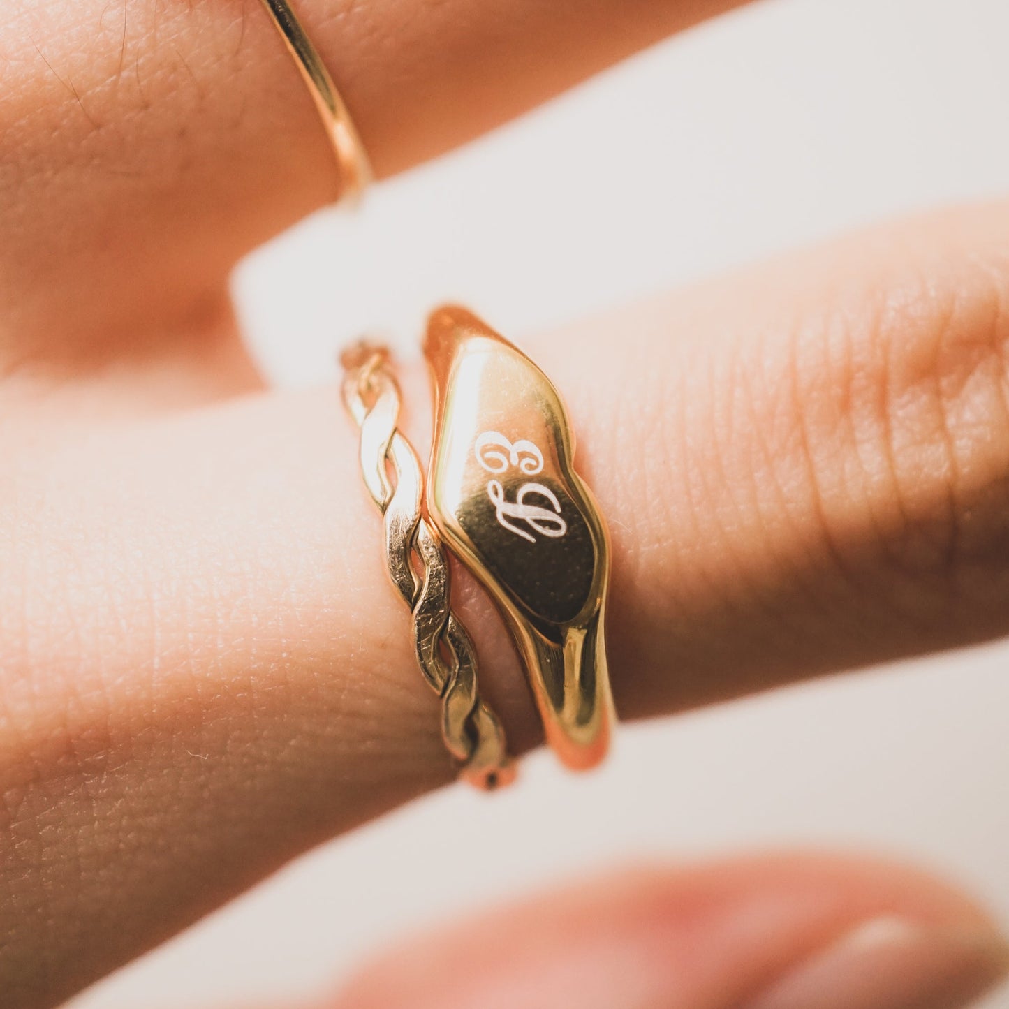 Olivia Ring - Personalized Engraved Heart Signet Ring