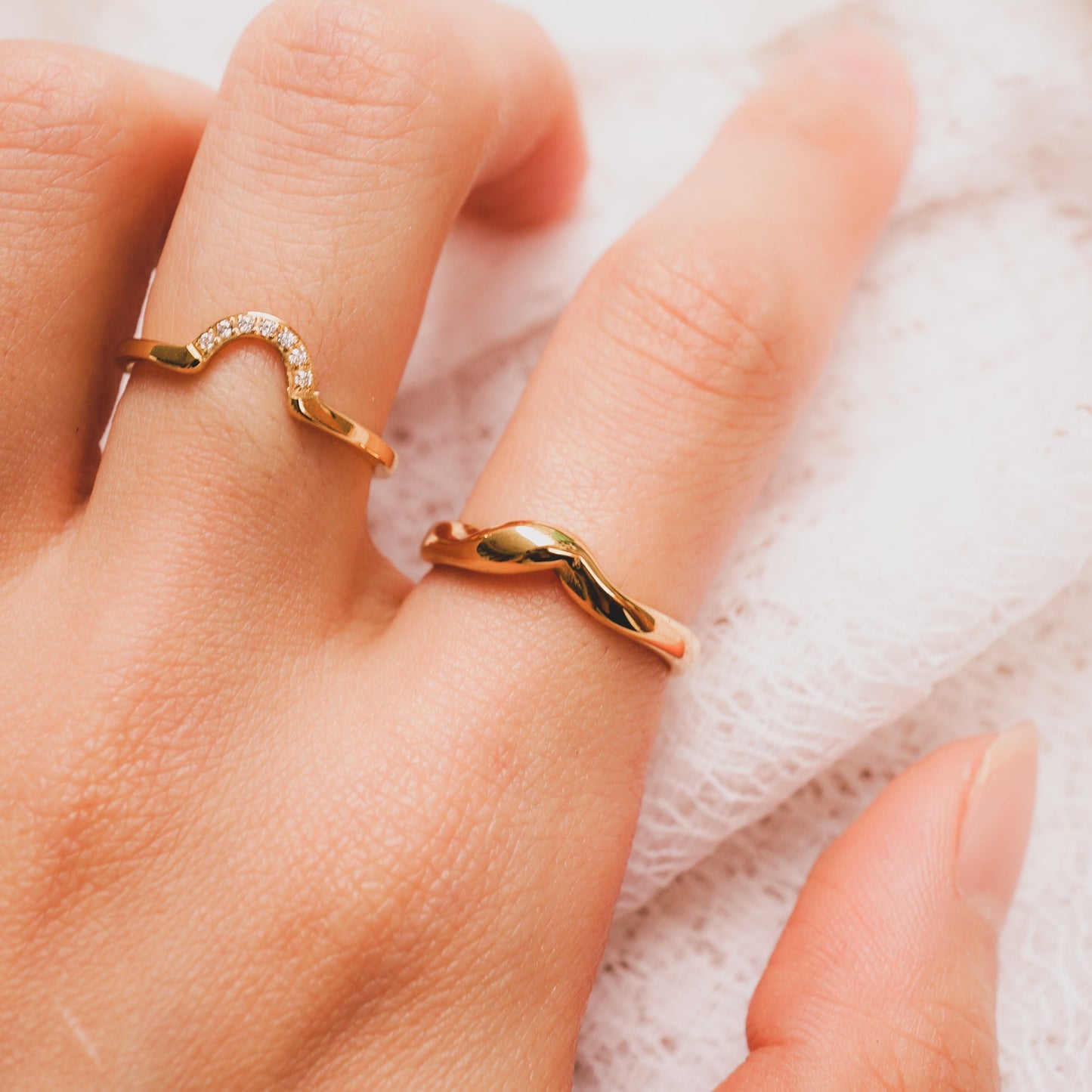 Ribbon Twist Ring