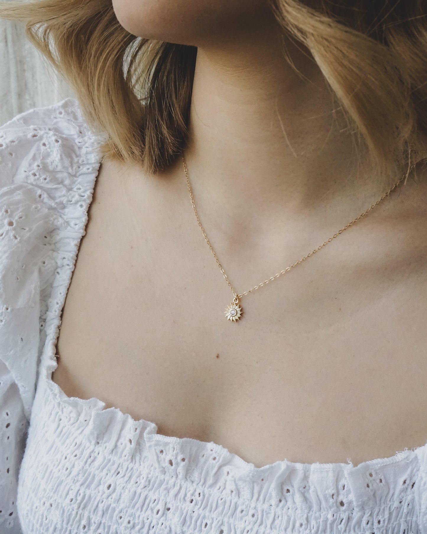 Sparkling Sun Necklace - Gold - Studdedheartz
