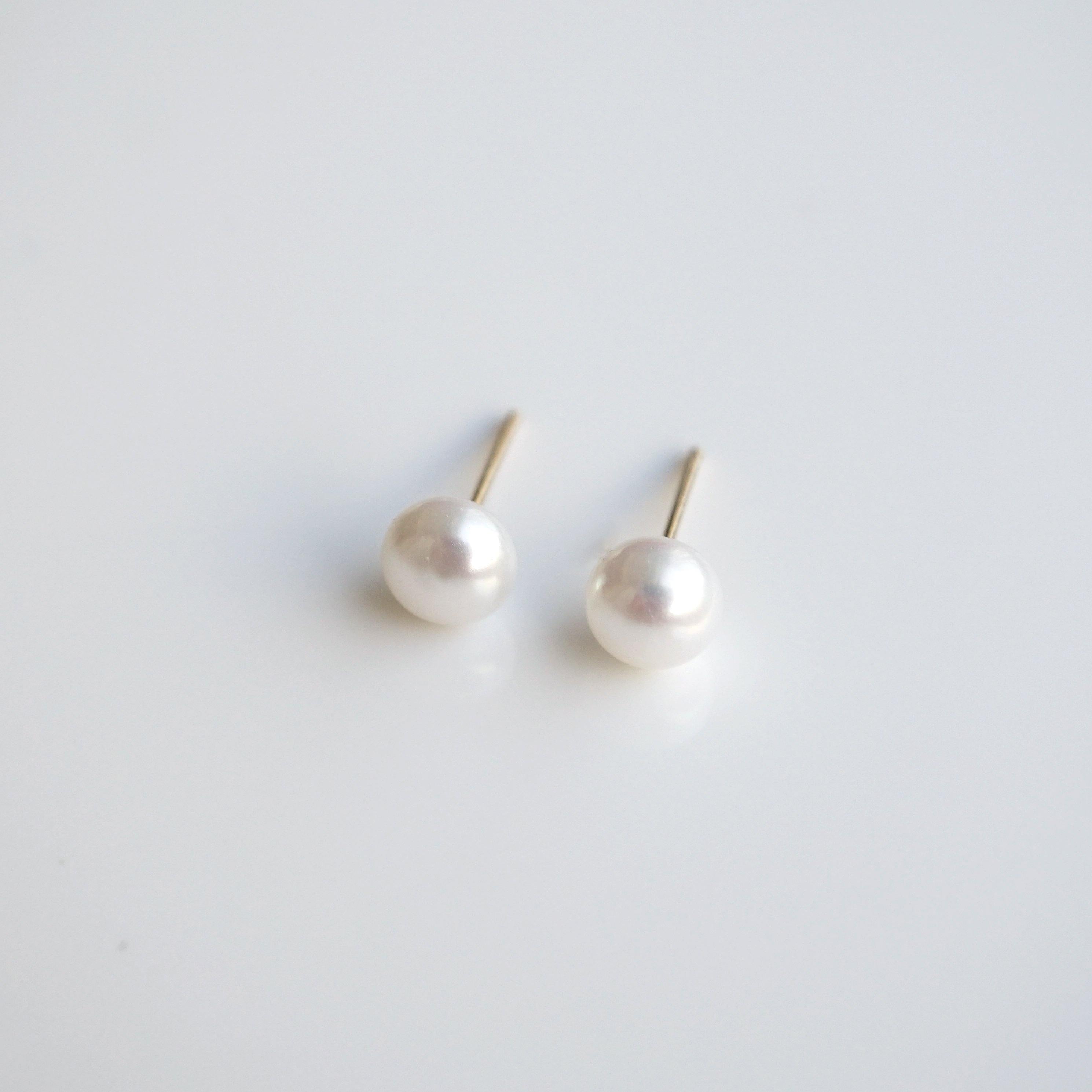 Fresh Water Pearl Stud Earrings - 925 Sterling Silver - Studdedheartz